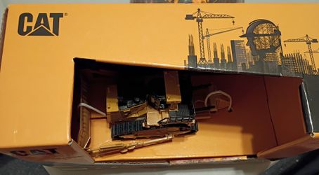 CAT 1:64 SCALE construction metal