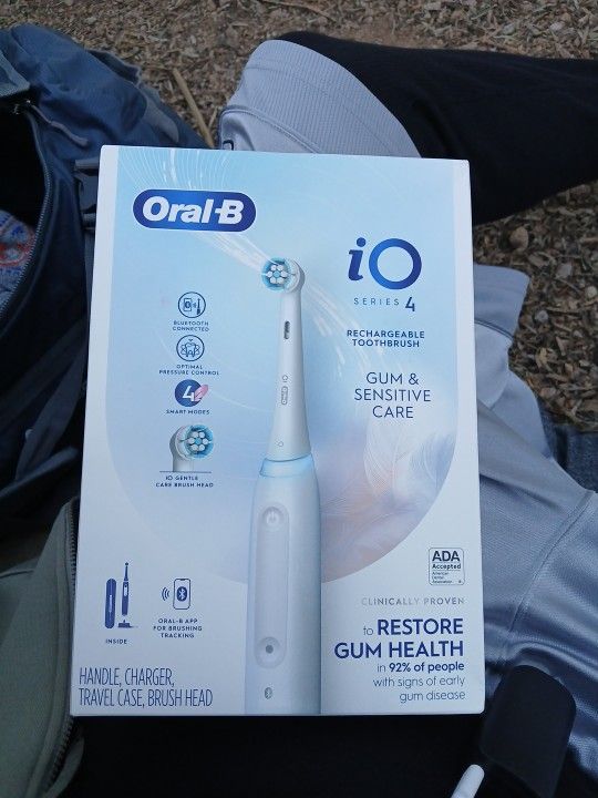 Oral -B iO Series 4 Rechargeable Toothbrush 