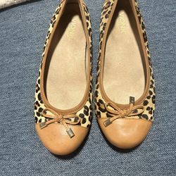 Vionic Minnah Cheetah Flats 