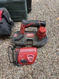 MILWAUKEE Band Saw: Tool Only, 27 in Blade Lg, 1 5/8 in Cutting Lg - Max, 1 5/8 in Cutting Wd - Max   W/battery And Charger
