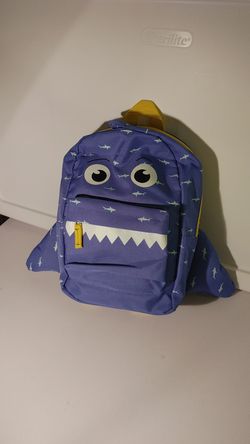 Small back pack shark
