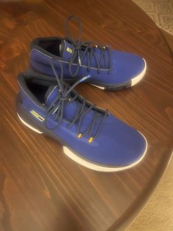 Stephen Curry Under Armor Kids Basketball Shoe