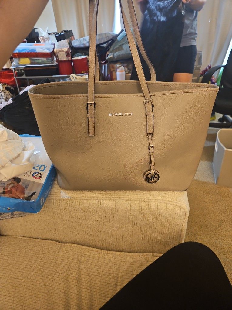 Michael Kors Tote