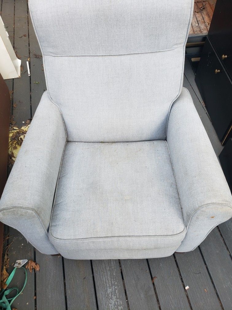 Gray Cloth Fabric Recliner