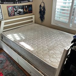 Queen Mattress & Box Spring