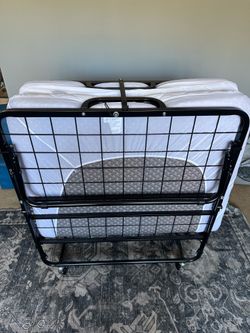 Roll Away Bed with Mattress