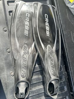 Cressi Reaction Pro Scuba snorkeling Fins Size 8-9 Men’s