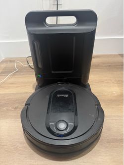 Shark robot vacuum