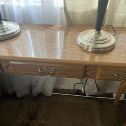 Entry Table In Perfect Condition 
