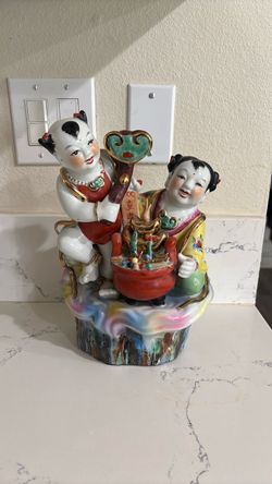 Chinese Porcelain Figurine