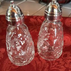 Princess House Fantasia Set de 2 Saleros  Nuevos No caja  Precio Firme Gracias 🙏 