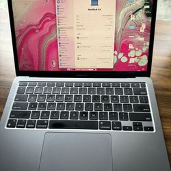 MacBook Air 13.3" - Apple M1 Chip 8-core CPU, 8-core GPU - 8GB Memory - 256GB SSD 