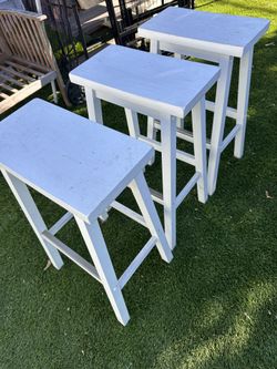 4 White Solid Wood Stools Paintable 