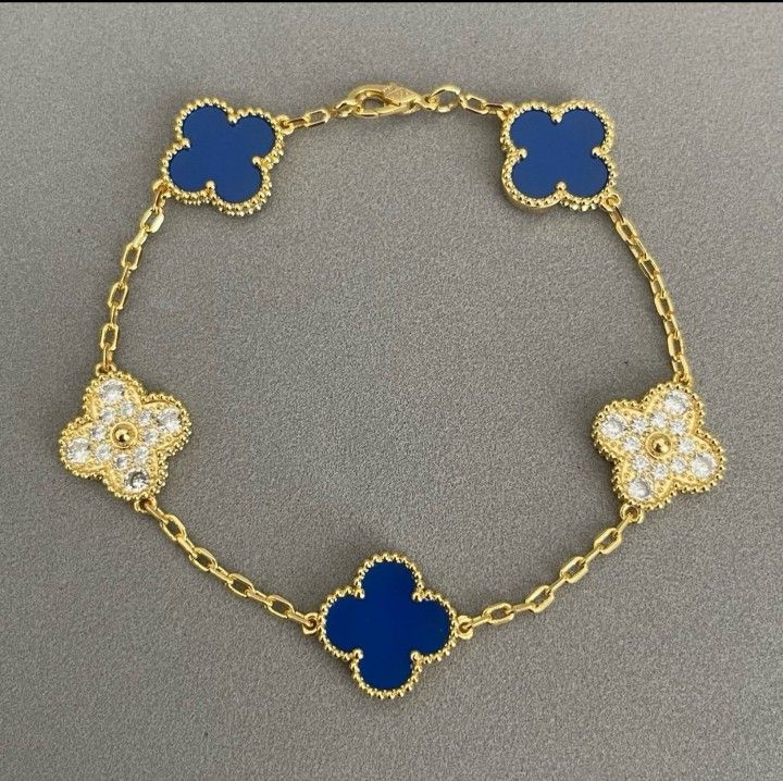 Clover Blue With Zirconia Stone Unisex Bracelet