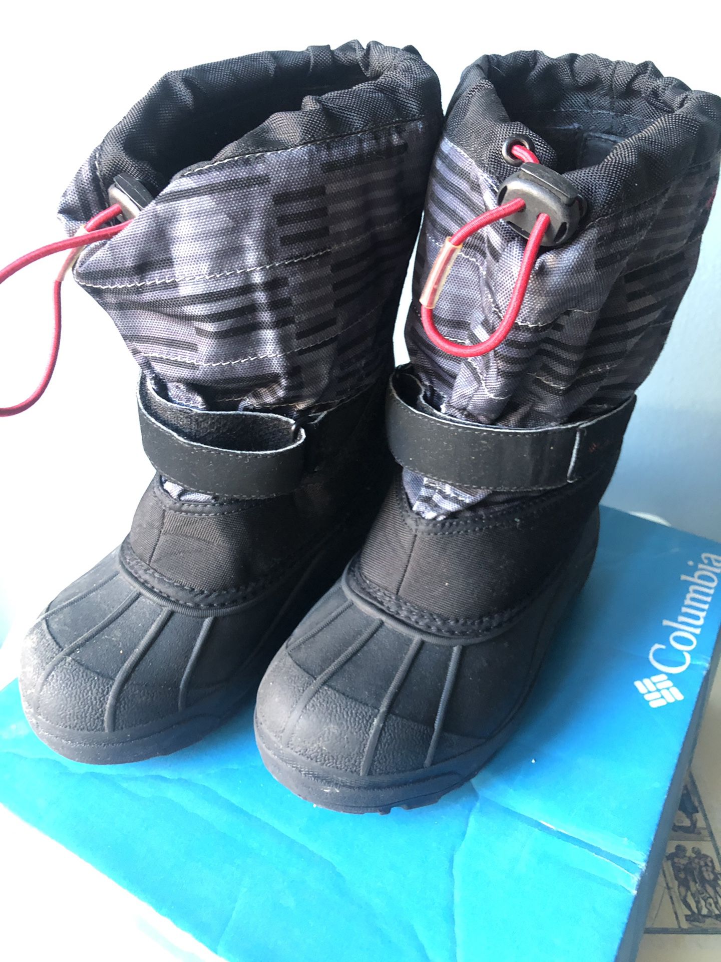 Youth(kids) Columbia Winter Boots Size 2