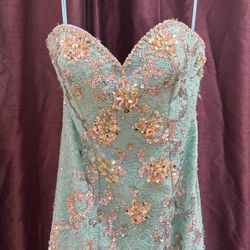 Prom dress