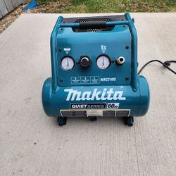 Makita MAC210Q Quiet Series, 1 HP, 2 Gallon, Oil-Free, Electric Air Compressor