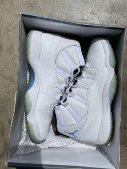 AIR JORDAN 11