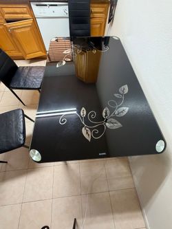 Kitchen table