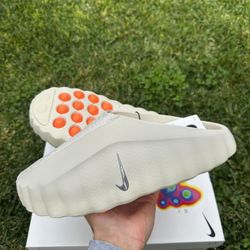 Nike Mind 001 Slight Light Bone