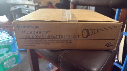 LED POOL LIGHT