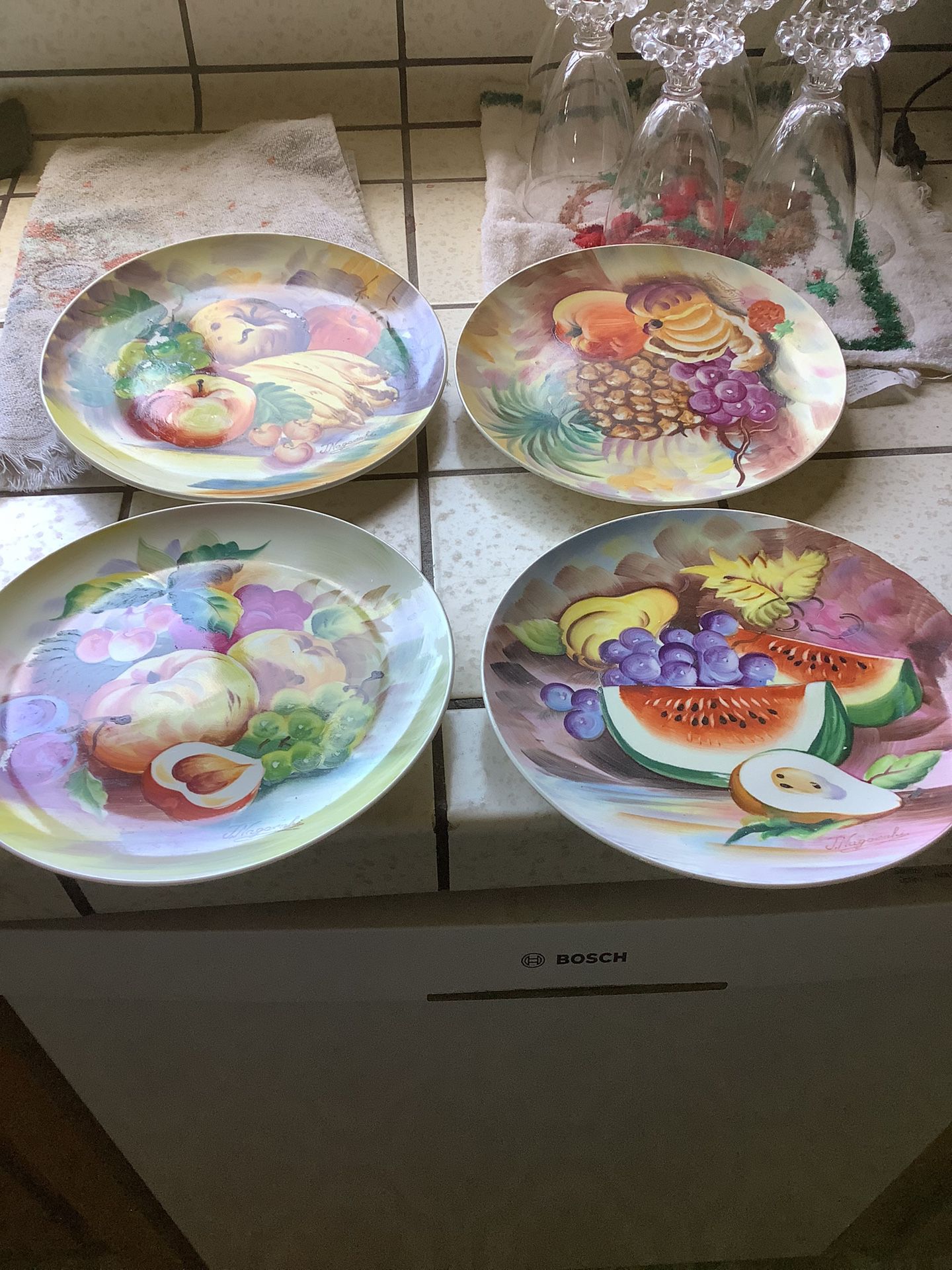 Wall Plates With Fruit Painted On Them