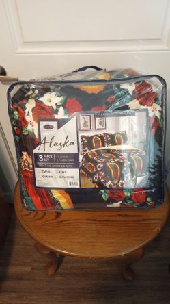 New Virgen De Guadalupe King Size Blanket and Pillow Cases. MPU