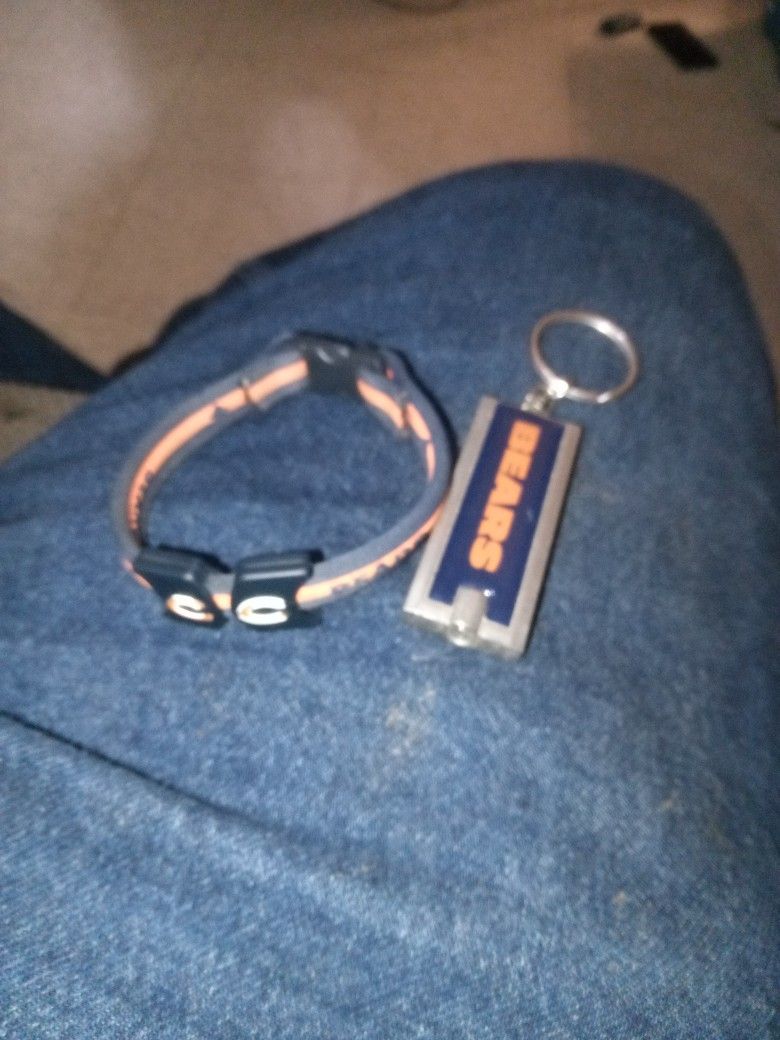 Chicago Bears Bracket And Flash Light Key Chain