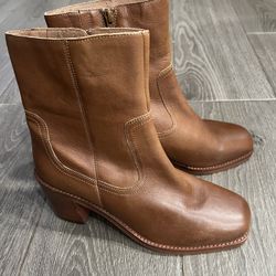 Women Boots