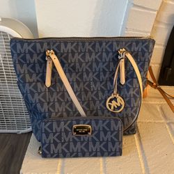 Michael Kors Purse And Wallet