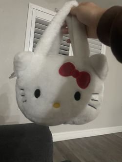 Hello Kitty Purse For Sale!