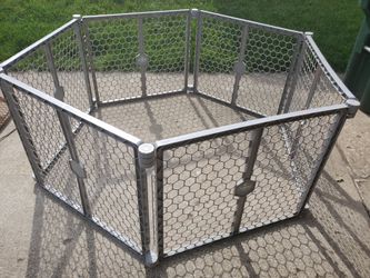 Regalo play yard