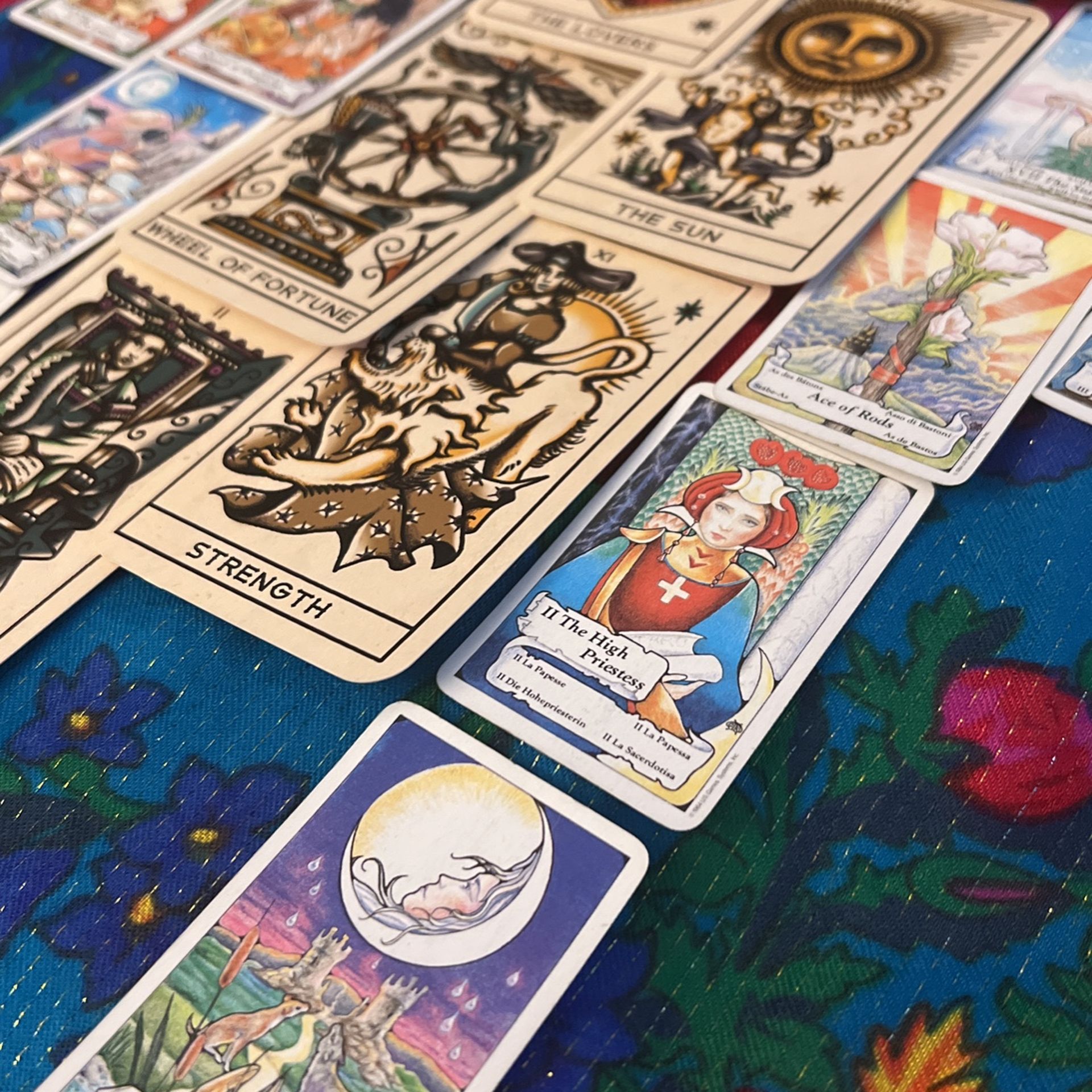 Tarot / Oracle Readings