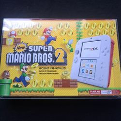 Brand New Super Mario Bros 2. Nintendo 2ds and two 3ds Games 