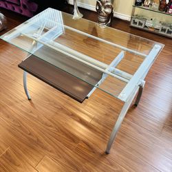 Glass Desk / Modern