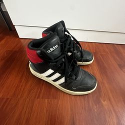 Adidas Hoops 2.0 Mid J Black Scarlet