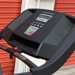 RUNNING MAN TREADMILL 420