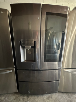 LG 4-Door French Door Fridge - Smart & Elegant