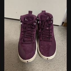 JORDAN 12 BORDEAUX SIZE 10.5