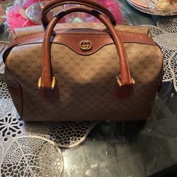 Vintage Authentic Gucci Hand Bag 