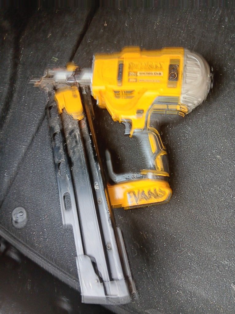 Dewalt Cordless Framing Nailgun