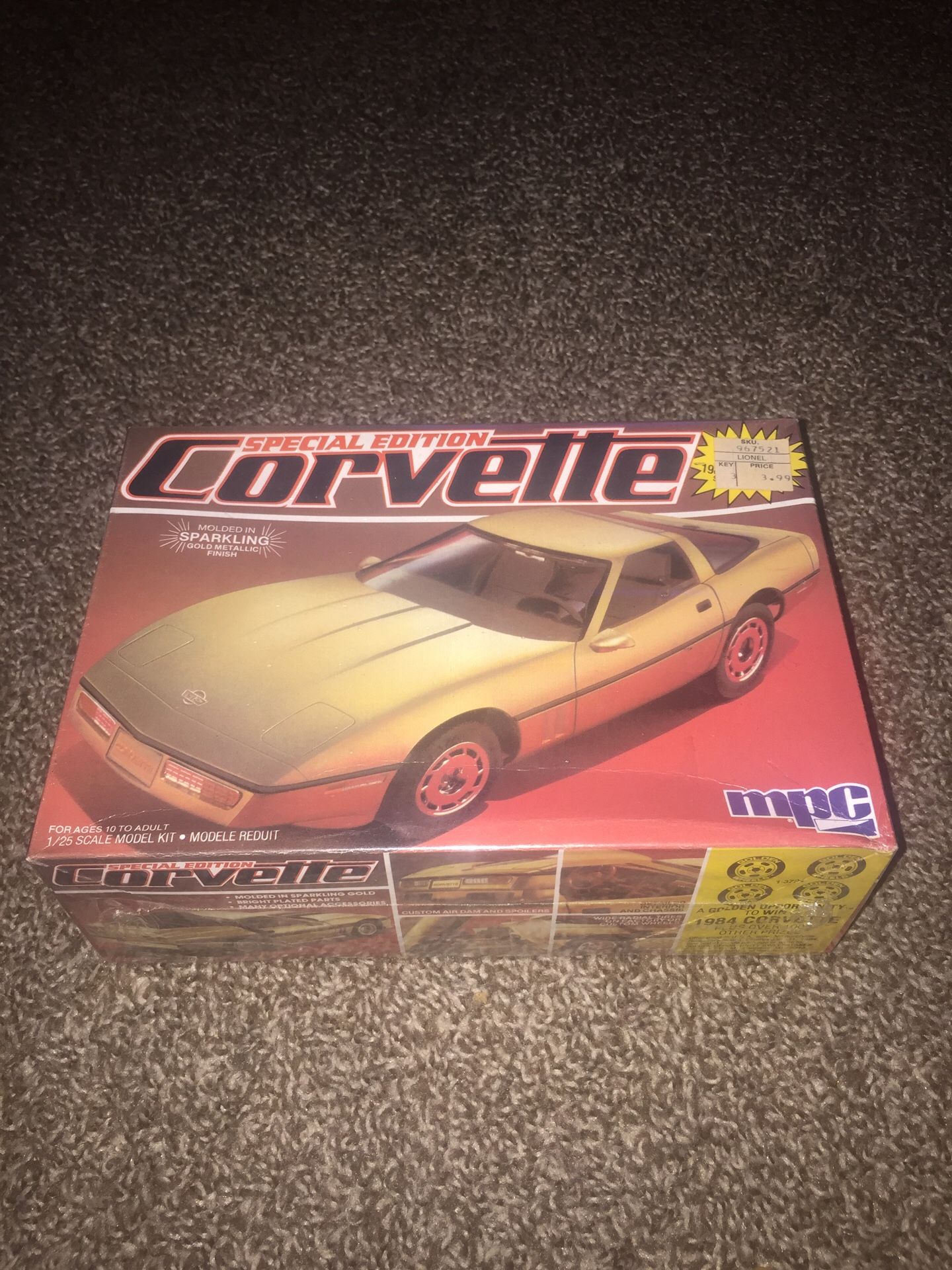 MPC Special Edition 1984 Chevrolet Corvette-Sparkling Gold Issue