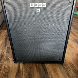 Boss Katana 210 