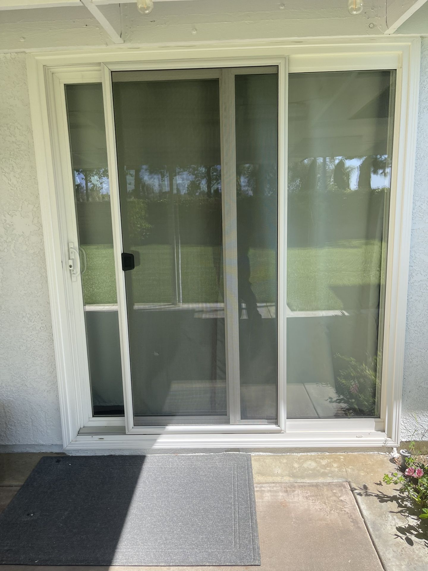 Sliding Door Tune Up / New Wheel/Glass