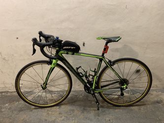 Cannondale full carbon road bicycles for sale for Sale in Pompano