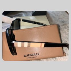 Burberry Glasses 