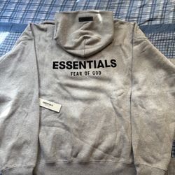 ESSENTIALS HOODIE