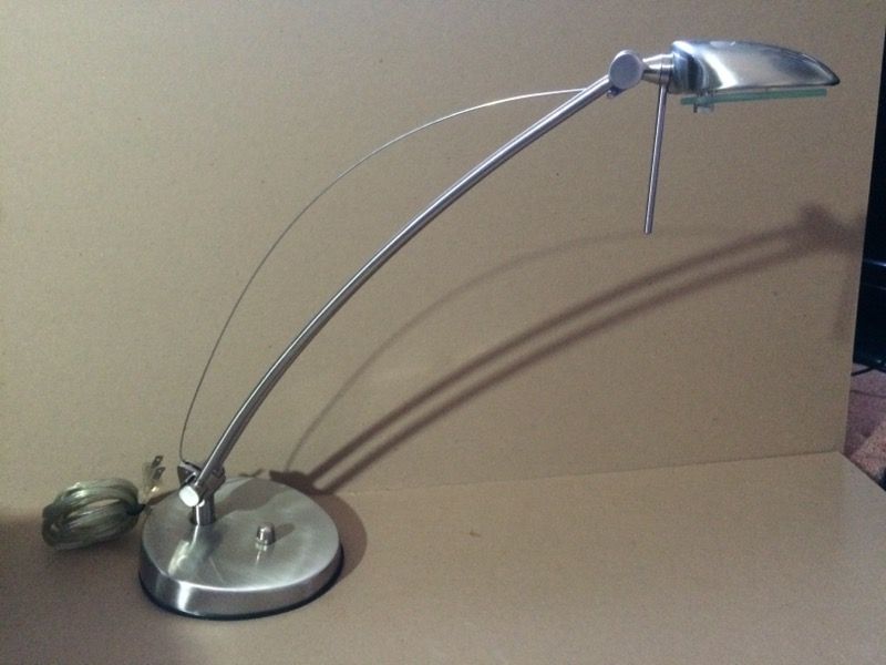 UL Listed Portable U.V. Filter-001 Desk Lamp
