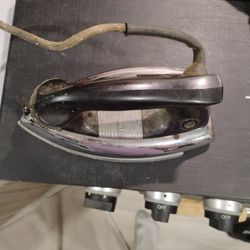 Vintage General Electric Iron