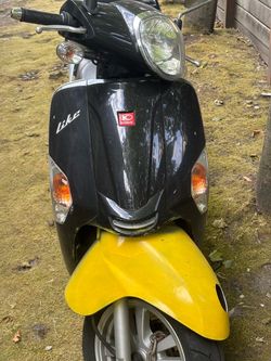 Kymco like 200i NEED TO SELL